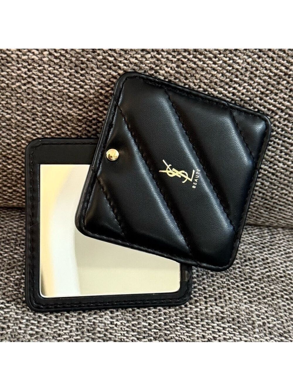 Yves Saint Laurent Beauty Square Compact Pocket Mirror Black New